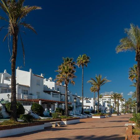 Via Celere 2330 Sea View Apartment Casares Eksteriør billede