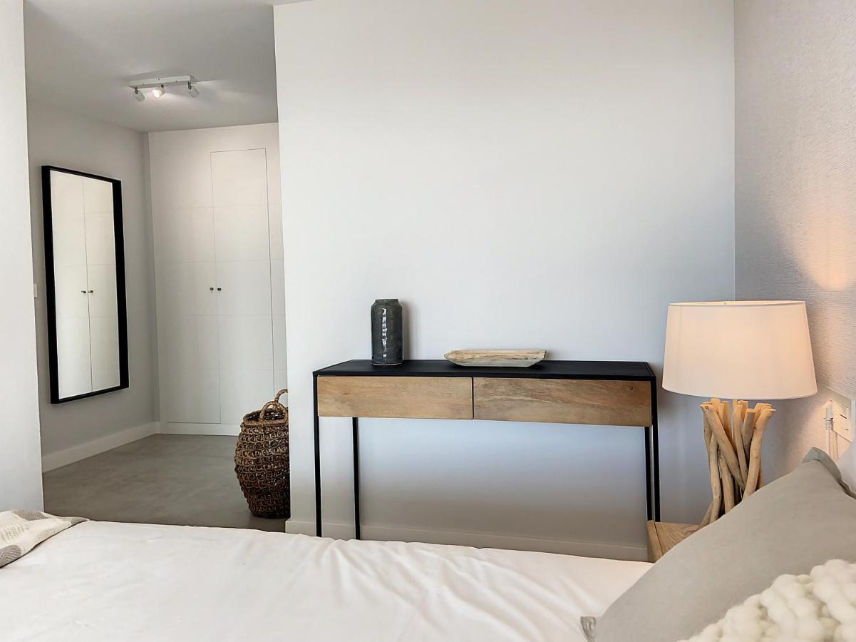 Via Celere 2330 Sea View Apartment Casares Eksteriør billede