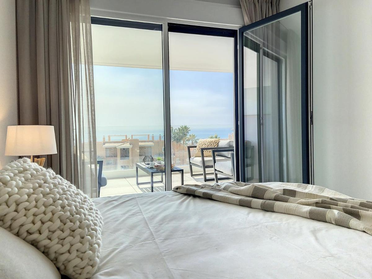 Via Celere 2330 Sea View Apartment Casares Eksteriør billede
