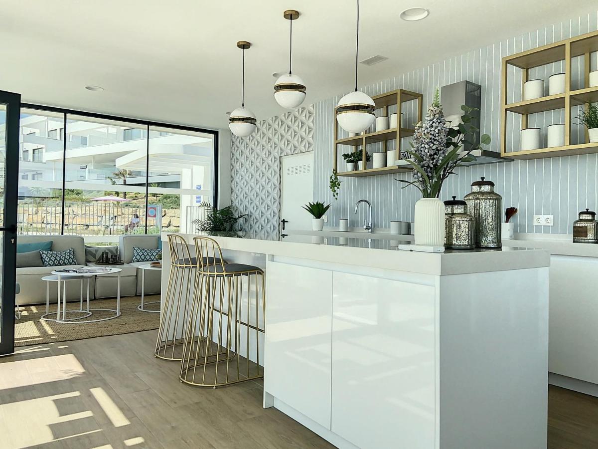 Via Celere 2330 Sea View Apartment Casares Eksteriør billede